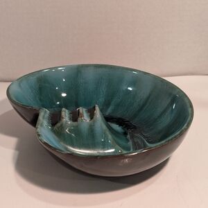 Vintage 60s Blue Mountain Pottery Kidney Shaped Ashtray